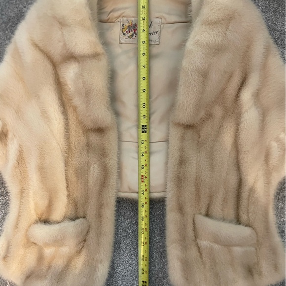Mink Fur shawl/vest - Picture 5 of 8